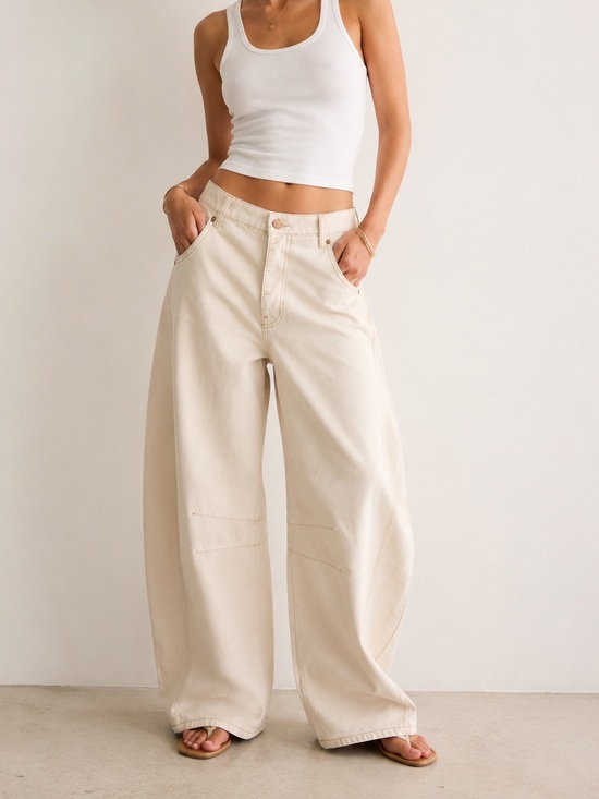We The Free Denim - We The Free Good Luck Mid Rise Barrel Jeans Cream Utility Denim Size 31